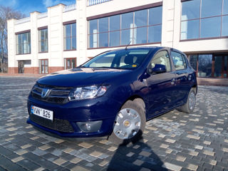 Dacia Sandero foto 2