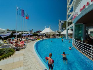 Din 01 iunie vacanta de vis în Bulgaria, hotel ,,Effect Grand Victoria Hotel4* de la Emirat Travel.