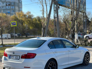 BMW 5 Series foto 4