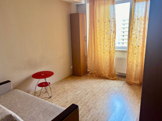 Apartament cu 2 camere, 90 m², Botanica, Chișinău foto 8