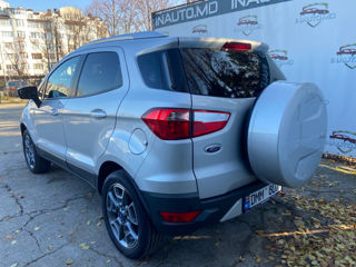 Ford EcoSport foto 3