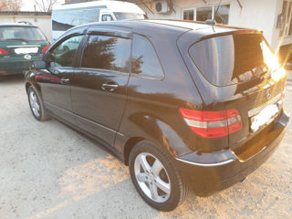 Mercedes B-Class фото 3