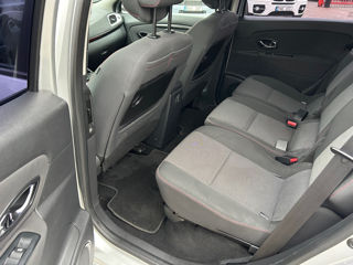 Renault Scenic foto 17