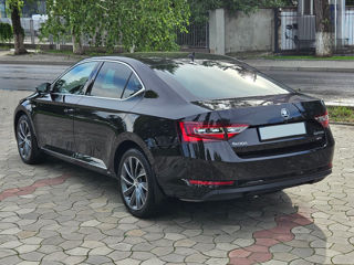 Skoda Superb foto 8