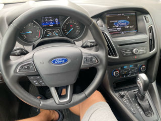 Ford Focus foto 8