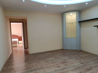 Apartament cu 2 camere, 84 m², Râșcani, Chișinău foto 2