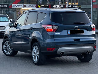 Ford Kuga foto 3