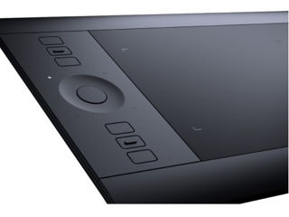 Графический планшет Wacom Intuos Pro S PTH-451