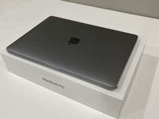 13-inch MacBook Pro foto 1