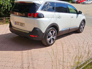 Peugeot 5008 foto 3