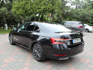 Skoda Superb foto 4