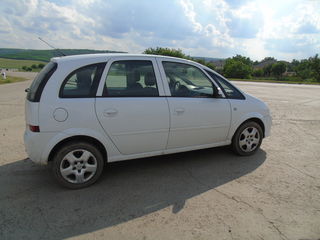 Opel Meriva foto 1