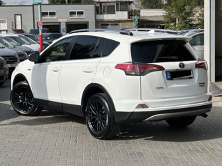 Toyota Rav 4 foto 5