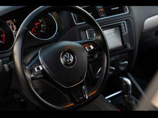 Volkswagen Jetta foto 6