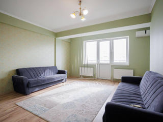 Apartament cu 2 camere, 72 m², Buiucani, Chișinău foto 3