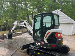 Bobcat excavator servicii basculante foto 1