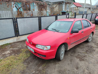 Nissan Almera foto 3