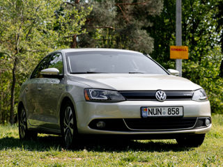 Volkswagen Jetta foto 5