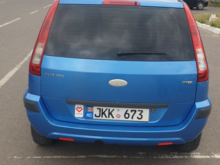 Ford Fusion фото 2