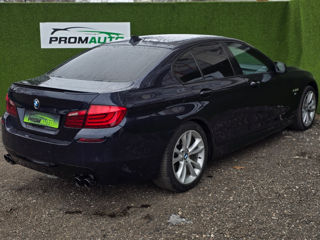 BMW 5 Series foto 4