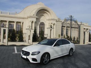 Mercedes-benz: E-Class foto 1