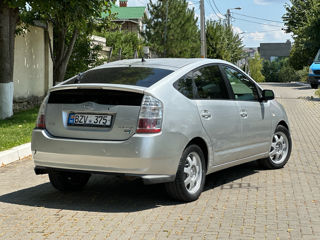 Toyota Prius foto 5