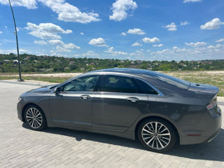 Lincoln MKZ foto 2