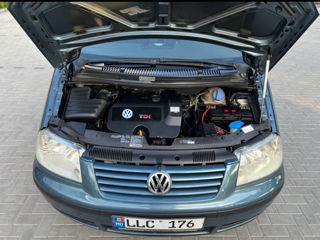 Volkswagen Sharan foto 5