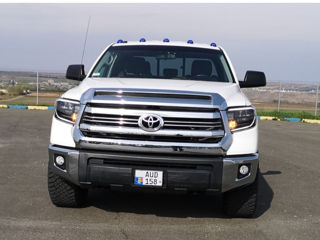 Toyota Tundra foto 5