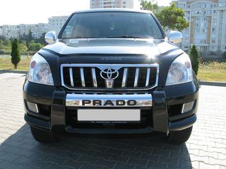 Toyota Land Cruiser Prado foto 2