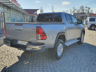 Toyota Hilux foto 1