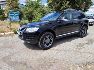 Volkswagen Touareg foto 2