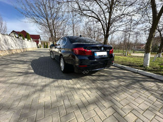 BMW 5 Series foto 4