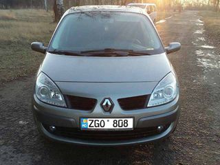 Renault Scenic foto 2