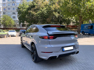 Porsche Cayenne foto 4