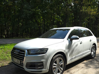 Audi Q7 foto 8