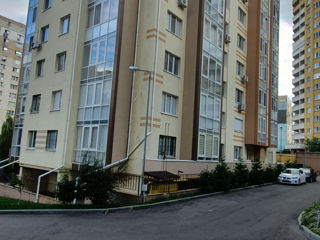 3-х комнатная квартира, 99 м², Центр, Бачой, Кишинёв мун.