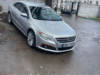 Volkswagen Passat CC foto 2