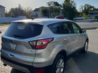 Ford Escape foto 5