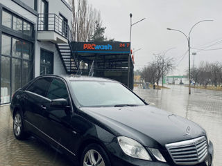 Mercedes E-Class foto 2