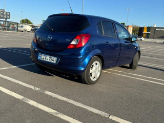 Opel Corsa foto 2