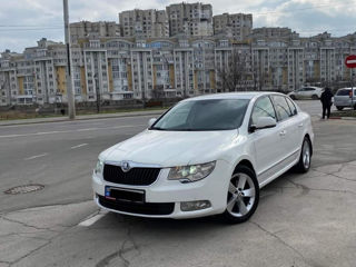 Skoda Superb foto 4