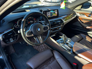 BMW 5 Series foto 6