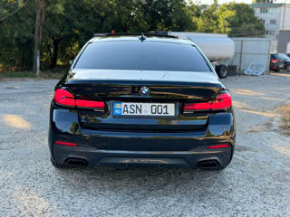 BMW 5 Series foto 4