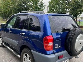 Toyota Rav 4 foto 3