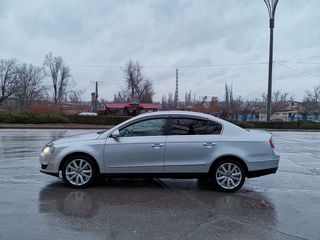 Volkswagen Passat foto 4