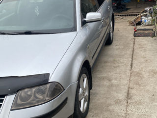 Volkswagen Passat foto 3