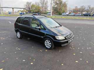 Opel Zafira foto 3