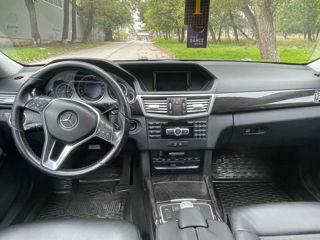 Mercedes E-Class foto 8