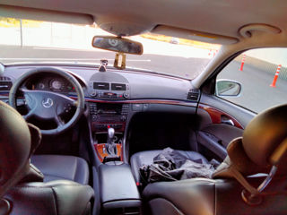 Mercedes E Class foto 8